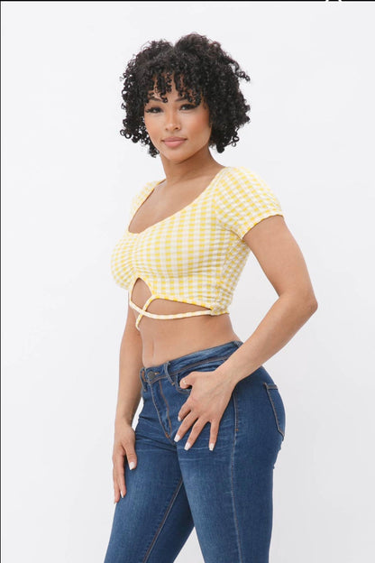 Bottom Front Cut Out Plaid Print Short Sleeve Crop Top - Yellow and White